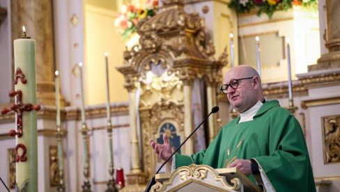 BIO U AVGANISTANU, PA PRELOMIO: Sveštenik odlučio da postane di-džej