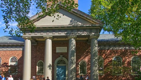 HOROR NA HARVARDU: Šef mrtvačnice prodavo delove tela zaveštane nauci