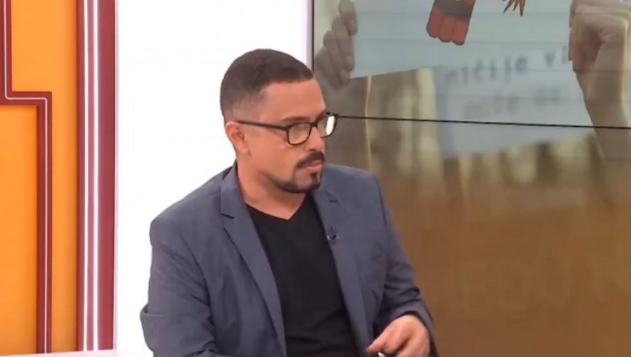 СКАНДАЛОЗНО: Усташе кличу запалит ћу Крајину до Книна, а блокадерски водитељ их хвали (ВИДЕО)