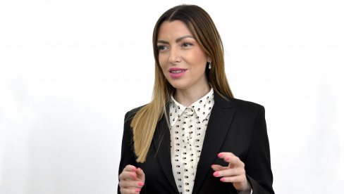 НОВА РАДНА МЕСТА ЗА КРАЉЕВЧАНЕ У ПОШТИ СРБИЈЕ: Отворен савремени логистички центар, 42 робота сортираће пошиљке