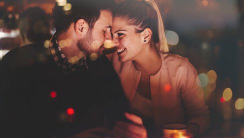 OVU NAVIKU TRETIRAMO KAO ZDRAVU, A ZAPRAVO NAM POLAKO UNIŠTAVA EMOTIVNU VEZU: Da li je praktikujete?