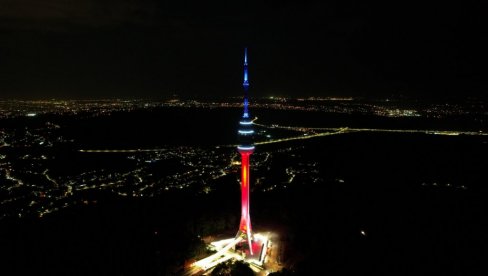 РЕКРЕАТИВНО ВЕЖБАЊЕ НА ПЛАНИНИ: Ноћни фитнес испод Авалског торња