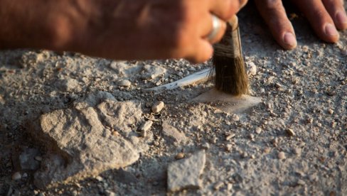 СВЕ ШТО СМО ДОСАД ЗНАЛИ ПАДА У ВОДУ: Тајна управо откривеног најстаријег писма на свету (ФОТО)