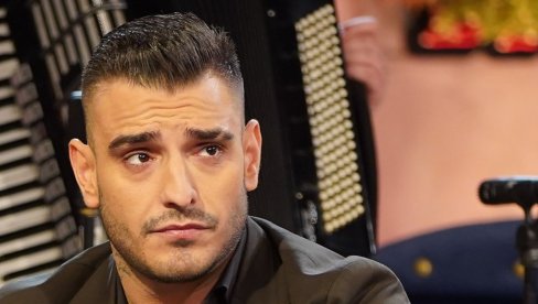 ДАРКО ЛАЗИЋ ПАО У НЕСВЕСТ: Тешко поднео вест о смрти свога брата