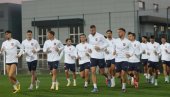 DOBRA ATMOSFERA MEĐU ORLOVIMA: Fudbaleri Srbije odradili prvi trening pred mečeve Lige nacija (FOTO)
