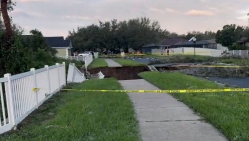 ШОК И НЕВЕРИЦА НА ФЛОРИДИ: Погледајте шта је ураган Милтон оставио иза себе (ВИДЕО)