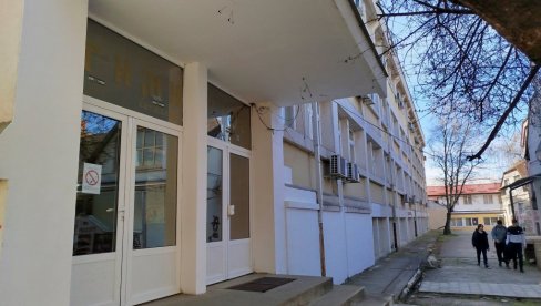 GIMNAZIJAMA U PARAĆINU I ĆUPRIJI PO 500.000 DINARA:  Rezultati konkursa Ministarstva prosvete za opremanje kabineta