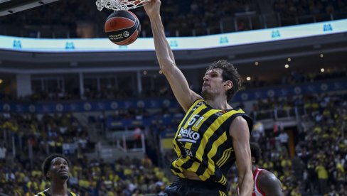 NIJE DUGO ČEKAO: Boban Marjanović našao novi klub?