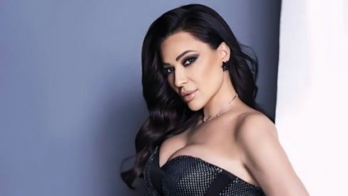 ОН БЛАЧИ РЕГИОНАЛНЕ ЏЕТСЕТЕРЕ: Звезде луде за његовим моделима