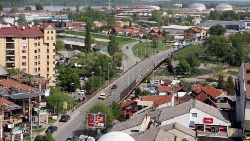 NADVOŽNJAK KOD ZELENE PIJACE U SMEDEREVU OD DANAS ZATVOREN ZA PEŠAKE: Počinje sanacija zaštitne ograde