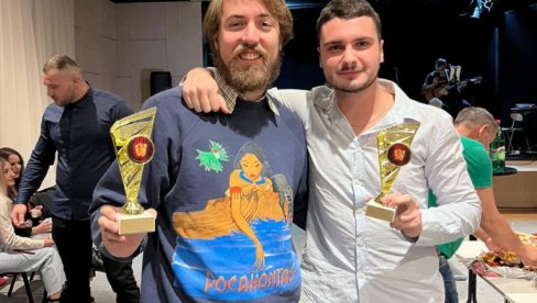 ZAVRŠEN FESTIVAL STUDENTSKOG TEATRA: Uručena priznanja mladim glumcima (VIDEO)