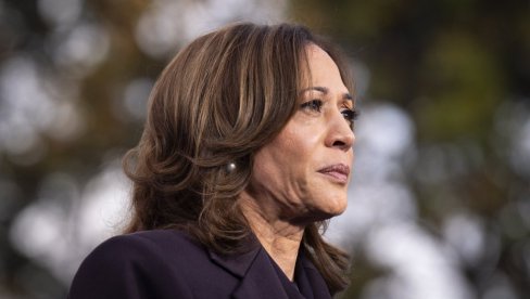 УКИДА ЈОЈ СЕ ПРАТЊА: Трамп укинуо заштиту Тајне службе Камали Харис