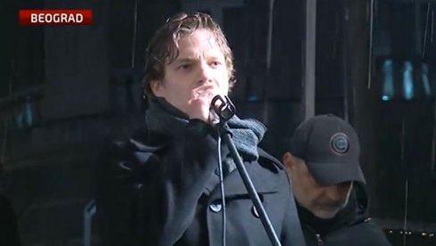 НАКОН УЖИЦА, ЦИЦВАРИЋ ПОЗВАО И НА НАСИЉЕ У ВАЉЕВУ! Следбеници поручили: Нико жив од СНС-а неће остати! (ВИДЕО)