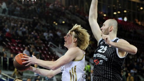 ХАОС У ЖИВОТУ ПОЗНАТОГ КОШАРКАША! Покушао да силује девојку док је у кући било дете