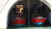 SUDAR TURISTIČKIH BRODOVA U VENECIJI: Stakla na plovilima razbijena, ima povređenih