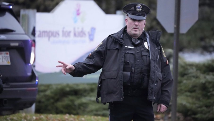 DVA pripadnika Nacionalne garde su upucana u Vašingtonu u sredu, rekla je američka sekretarka za unutrašnju bezbednost Kristi Noem u objavi na X, ali nije dala druge informacije.