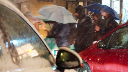 СПРЕМИТЕ СЕ НА ВРЕМЕ: Од овог датума ће Београд бити зајеван, а возачима прете казне ако немају ово у ауту