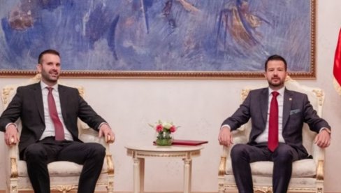 КАПИТУЛАЦИЈА ЦРНЕ ГОРЕ ПРЕД ЗАГРЕБОМ: Спајић, Милатовић и Влада понизно клече пред Хрватима док они позивају на ново клање Срба!