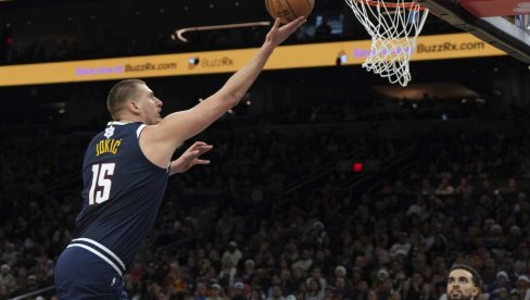 SRBIN JE SILA! Nikola Jokić upisao novi tripl - dabl, ali o jednom potezu bruji ceo svet (VIDEO)