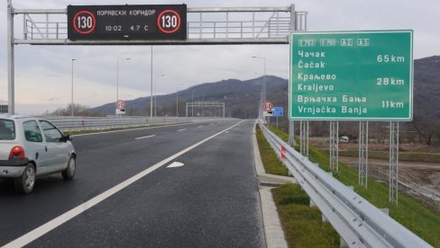 VUČIĆ NAJAVIO: Ceo Moravski koridor biće gotov do 28. juna sledeće godine