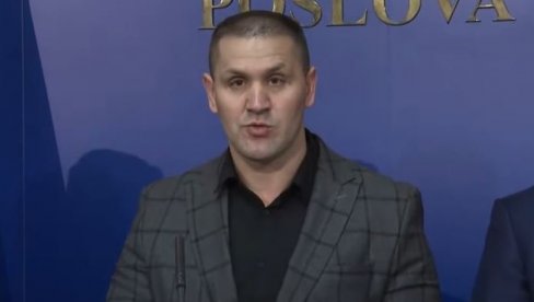 ПОЛИЦАЈЦИМА ПРИЈАВЉЕНА ПОГРЕШНА ЛОКАЦИЈА: Директор црногорске полиције о масакру на Цетињу (ВИДЕО)