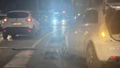 ЛАНЧАНИ СУДАР НА ПУПИНОВОМ МОСТУ: У саобраћајној несрећи учествовало се између 7 и 10 возила, има повређених