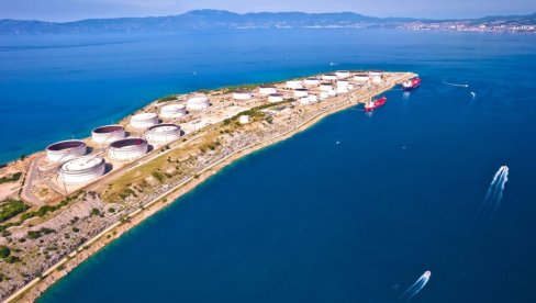 МОЛ ПОСЛАО УЛТИМАТУМ ЈАНАФУ ЗБОГ РУСКЕ НАФТЕ Стигао одговор: Нећете нас уцењивати