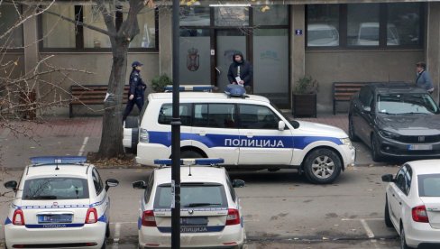 ПРОВАЛИЛИ  У КУЋУ 68-ГОДИШЊЕ ЖЕНЕ, ВЕЗАЛИ ЈЕ И ТРАЖИЛИ НОВАЦ: Смедеревска полиција трећи дан трага за двојицом нападача