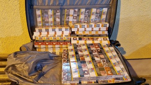 SPREČENO KRIJUMČARENJE CIGARETA: Carinici zaplenili 1633 paklica
