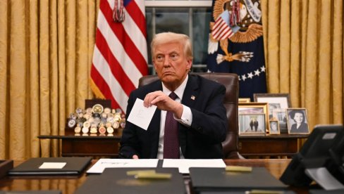 TRAMP GRADI AMERIČKU GVOZDENU KUPOLU: Šef Pentagona ima rok od 60 dana da predstavi plan za novi raketni štit