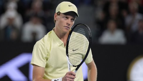 НИ ЛАКШИ ТРЕНИНГ! Јаник Синер се прошетао Аустралијан опеном