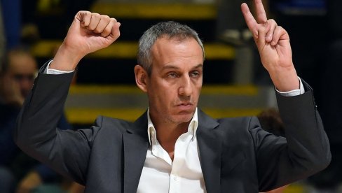 DRAMA NA LETU MAKABIJA: Grom udario u avion po povratku ekipe iz Španije