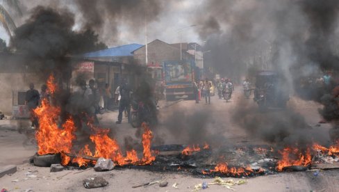 ПОБИЈЕНО 19 ЉУДИ: Нападнуто село, злочинци носили униформе