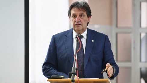 TO JE OTVORENA PRETNJA: Gašić o pošiljci od tri metka za Dačića