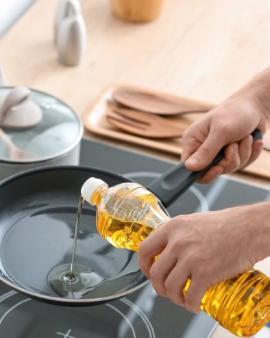 NEMAČKA ŽARIŠTE TRŽIŠTA KORIŠĆENOG ULJA ZA PRŽENJE: Kradu ga iz restorana, švercuju do Holandije i zarađuju milione