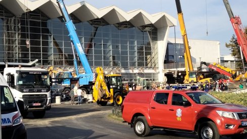 ЂИЛАСОВА АНКЕТНА КОМИСИЈА: Небулозе код Оље Бећковић