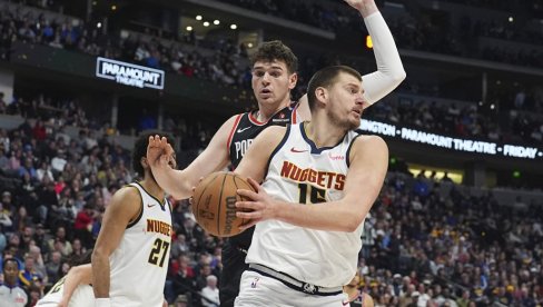 TRENUTAK ISTORIJE: NBA liga podsetila na čuveni momenat i čestitala Nikoli Jokiću rođendan (VIDEO)