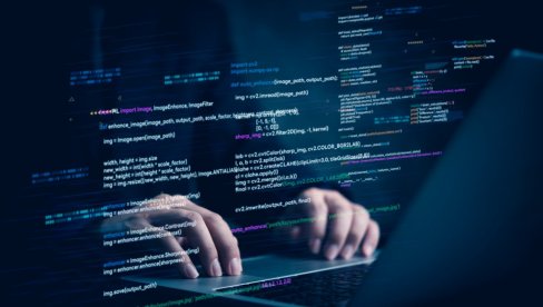 ХАКЕРСКИ НАПАД КОШТАО БРИТАНИЈУ 2,2 МИЛИЈАРДИ ЕВРА: Оштећено више од 5000 организација