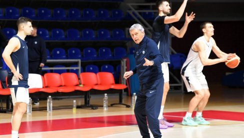 ИМА ИГРАЧА КОЈИ НЕ РАЗУМЕЈУ... Светислав Пешић имао јаку поруку пред почетак Евробаскета