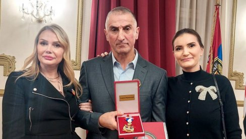 VELIKANI PAŠTRIKA U PESMU PRETOČENI: Stihovi Slavka Peroševića iz Šavnika čuvaju uspomenu na borce 549. Motorizovane brigade