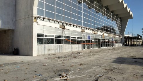 ПОНОВО ПОТВРЂЕНА БЕОГРАДСКА ОПТУЖНИЦА ЗА НАДСТРЕШНИЦУ: Надлежно више тужилаштво, а не ТОК