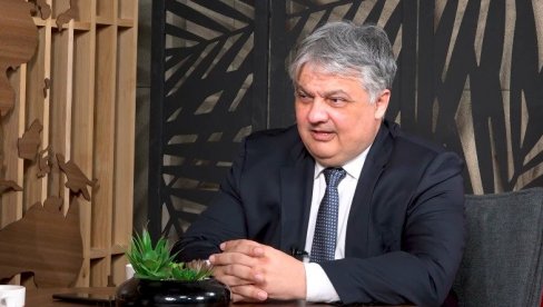 ЛУЧИЋ: Нападају Телеком због афера Александре Суботић