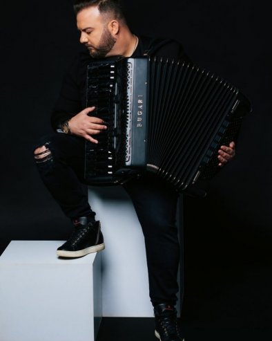 НИ ДАНАС НИСАМ ОПОРАВИО ОД ТОГА: Борко Радивојевић признаје шта му је најтеже пало у животу, а ево због чега се расплакао (ФОТО)