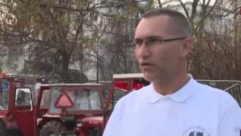 Milan Pajić se predstavlja kao poljoprivrednik, a on profesionalni demonstrant!