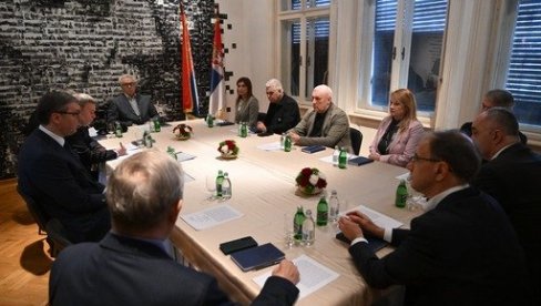 ВУЧИЋ О ФОРМИРАЊУ ПОКРЕТА: Важно је да постоји семе и да оно почне да клија за државу Србију, за њен раст и за њен успех!