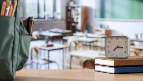 5 RASPUSTA ZA SRPSKE ĐAKE! Od 1. januara važe nova pravila