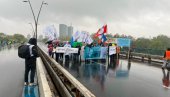 МИРКОВИЋ: Блокада Бранковог моста само наставак малтретирања грађана