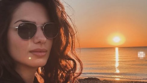 STIGAO SIN: Porodila se jedna od najlepših srpskih glumica, a niko nije ni znao da je trudna (FOTO)