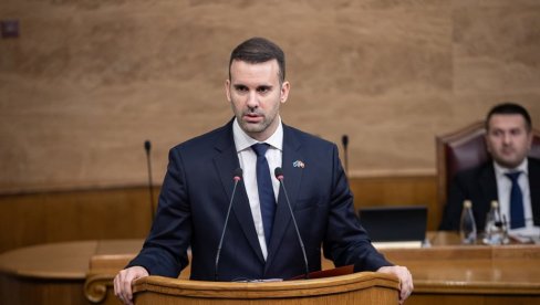 PUKLA BRUKA: Crna Gora u čudu posle šok priznanja