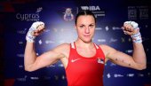 NAJNEVEROVATNIJA BEBA SRBIJE - SVETSKI ŠAMPION U BOKSU: Anđela Branković za Novosti otkriva recept za čudo